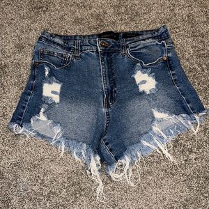 Kendall & Kylie “The Icon” Shorts, Size 7